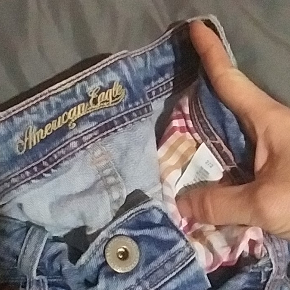 Shorts - Picture 3 of 3